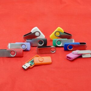 Carcaça Pen Drive Giratório Escovado-13960ES