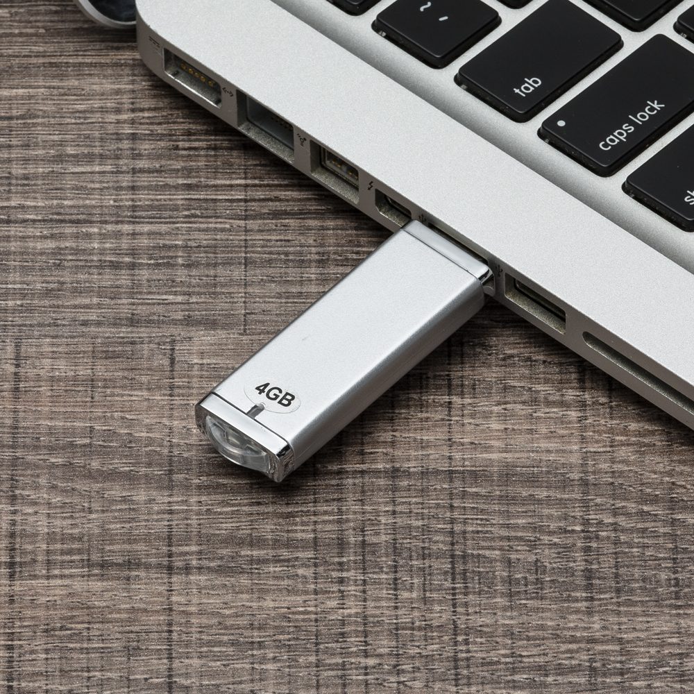 Pen Drive Super Talent 4GB/8GB-00019-4GB/8GB